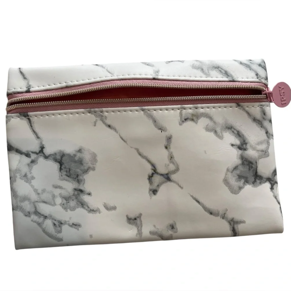 ipsy cosmetic bags